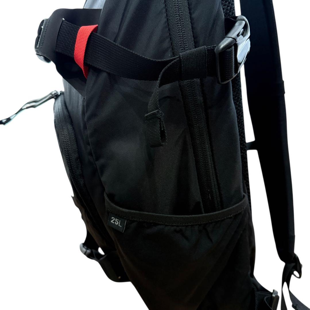 【美品】BURTON Day Hiker 25L Black | スノーボード
