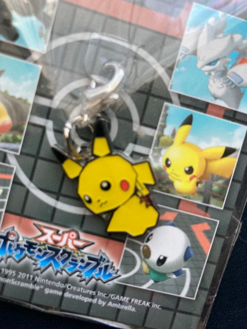 ポケモンスクランブル　メタルチャーム　ピカチュウ　ポケモンセンター