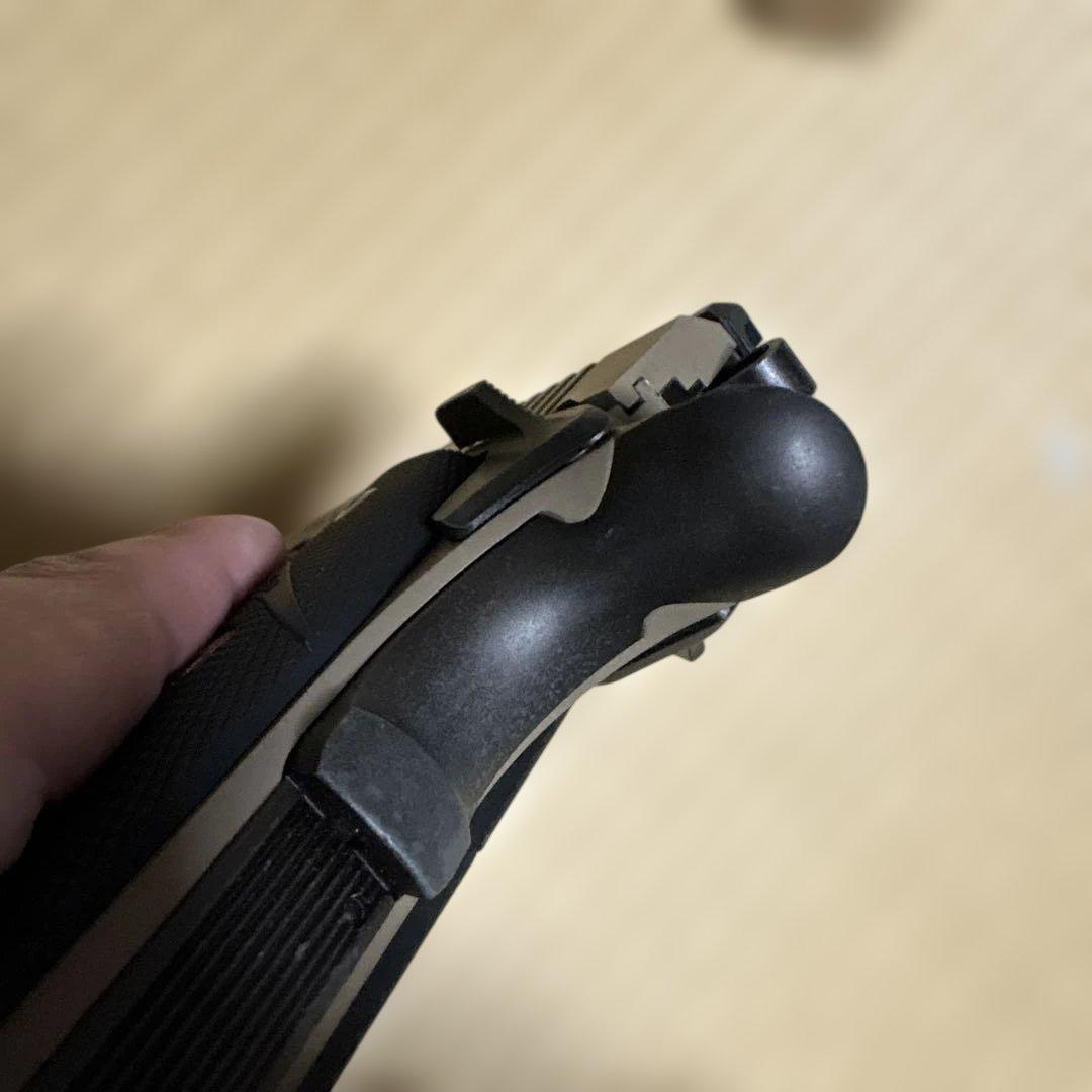 美品 東京マルイ ガスブローバック デザートウォーリア 外装カスタム 付属品多