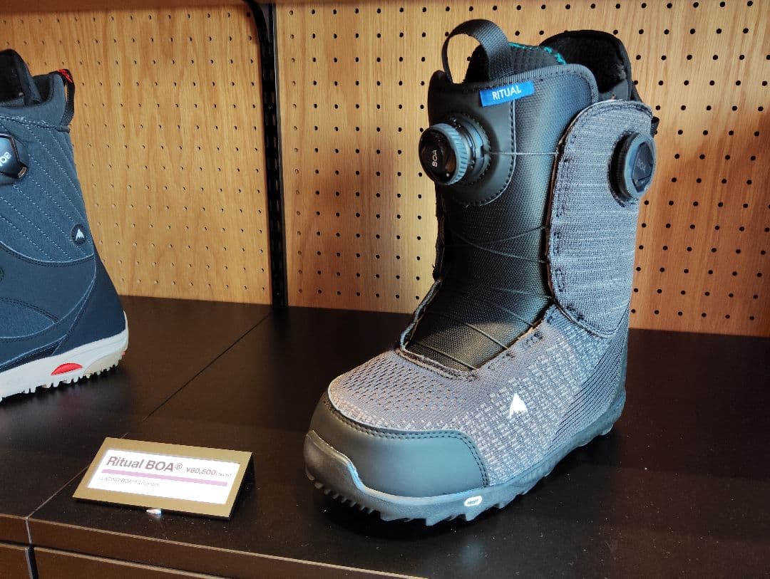 新品 Ritual BOA 女性用スノーボードブーツ