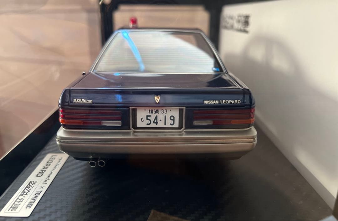 イグニションモデル✖️トミーテック 1/18 あぶない刑事 日産レパード 港3号