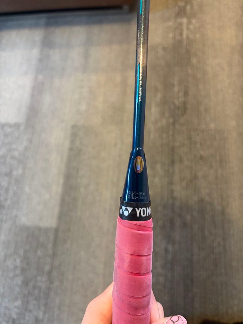 ブラック カーボン製 バドミントンラケット