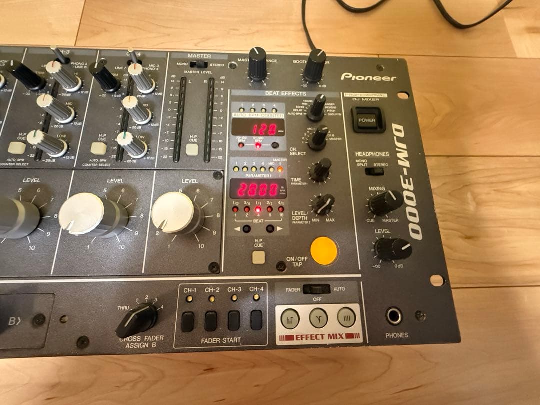Pioneer DJM-3000 DJロータリーミキサー