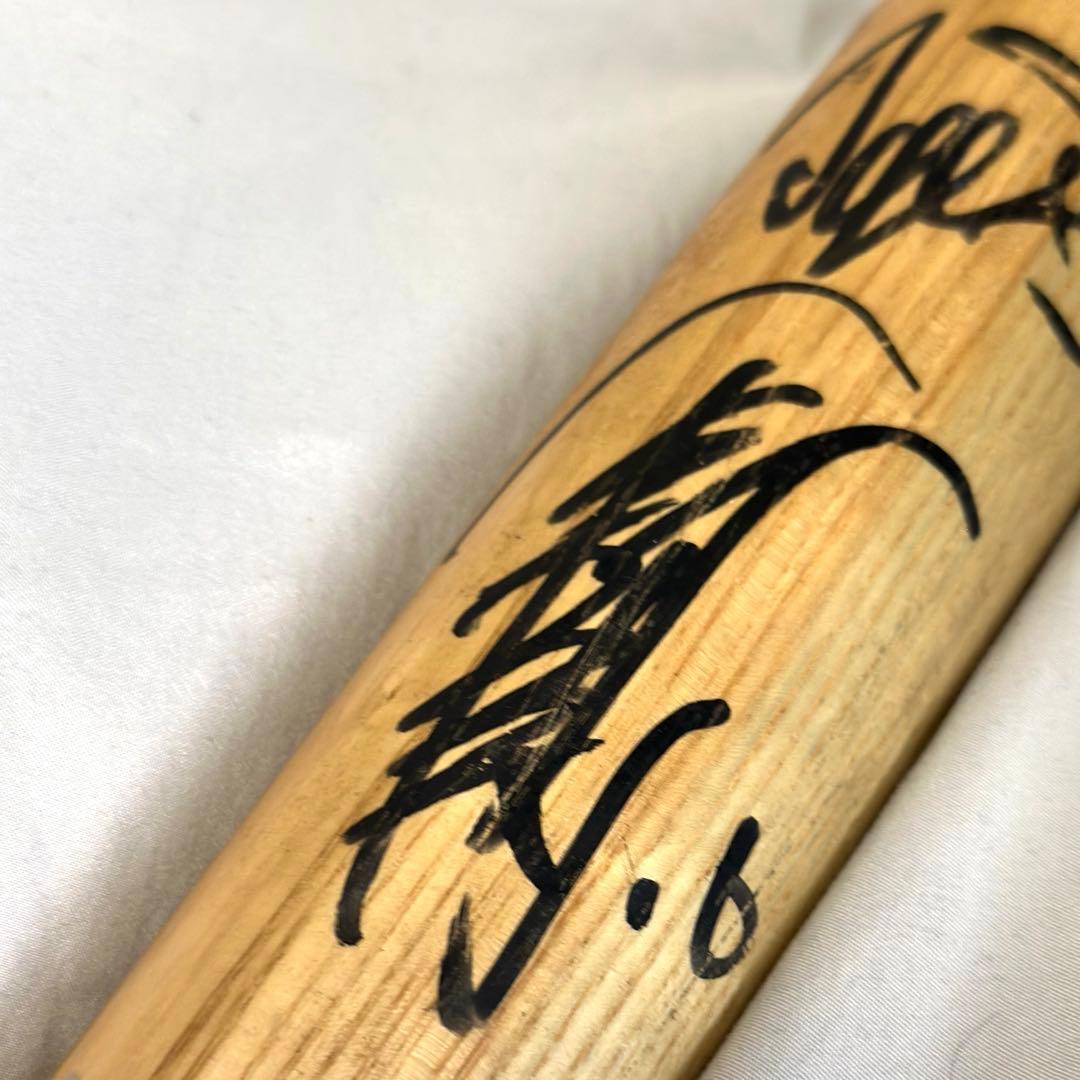 ★特別価格★阪神タイガース　岡田彰布さん　サイン入り　木製バット