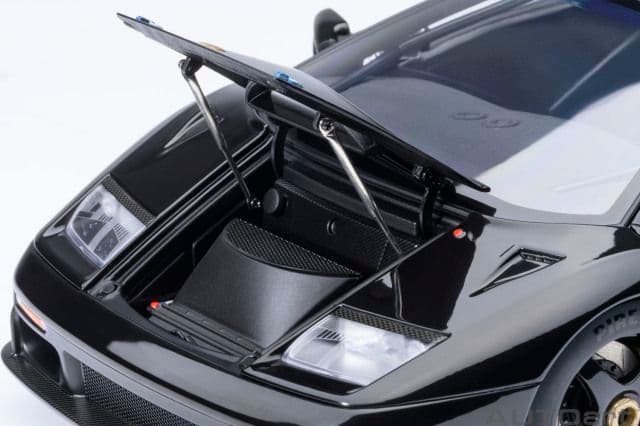 1/18AUTOart Lamborghini Diablo GTRブラック
