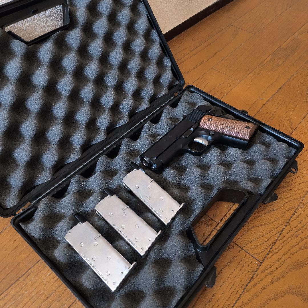 デトニクス４５ マガジン３本 ガンケース付き