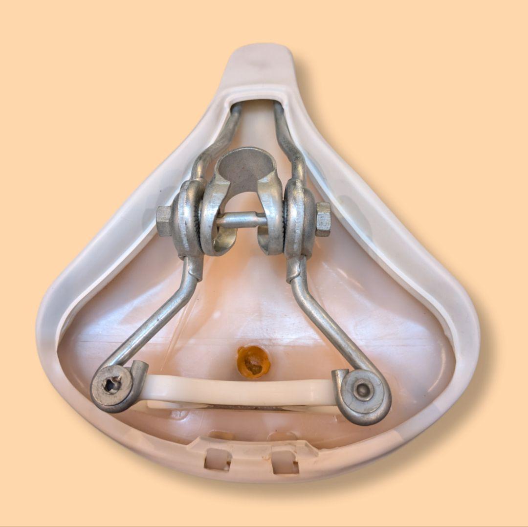 BROOKS ブルックス 自転車 サドル