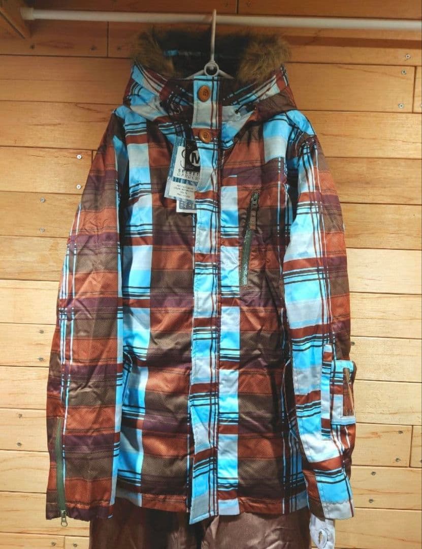 新品スキーウェア(スノボーウェア)SECRET GARDENシークレットガーデン