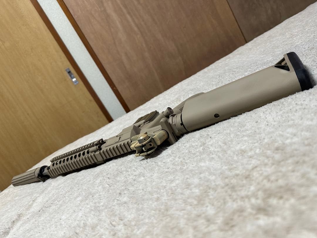 東京マルイ 次世代電動ガン M4A1 CQB-R カスタム MK18