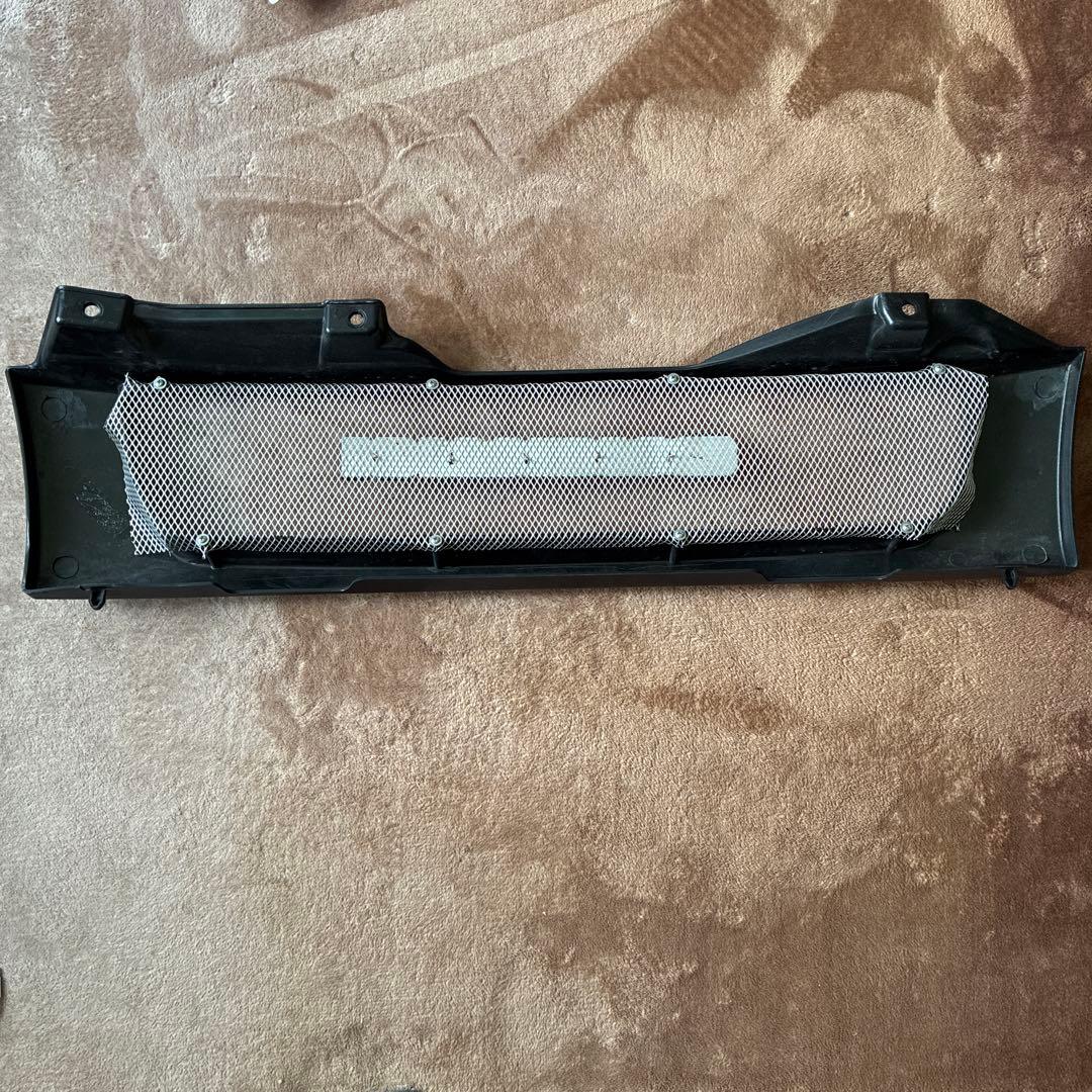 JB23ジムニー フロントグリル