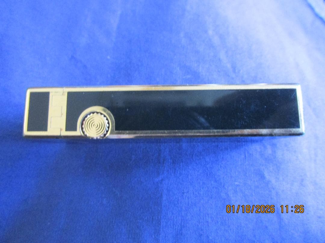 ダンヒル　ガスライター　箱・説明書あり　発火未確認　程度は良さそうです。