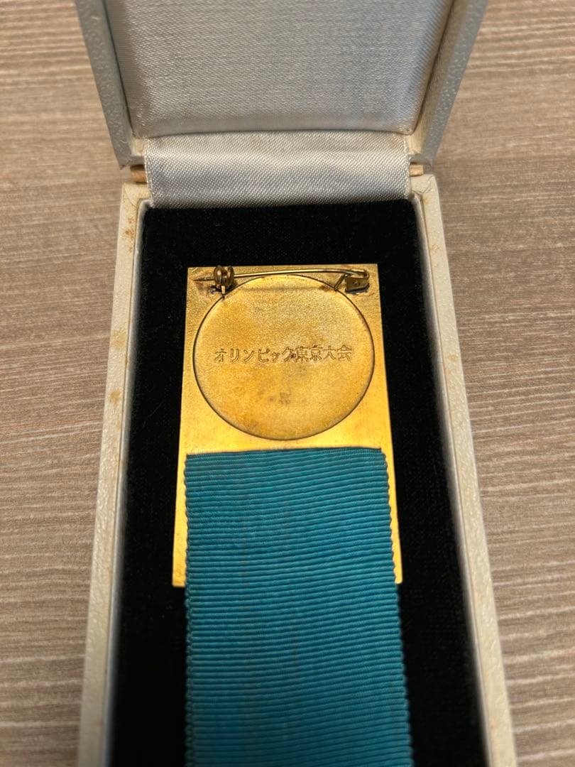 東京オリンピック1964年オフィシャルバッジ　EXPO70