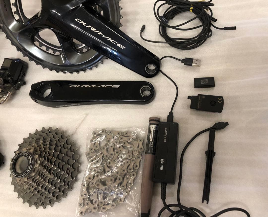 週末値下げ！デュラエースDi2 9170フルコンポ 170mm 11-30T綺麗