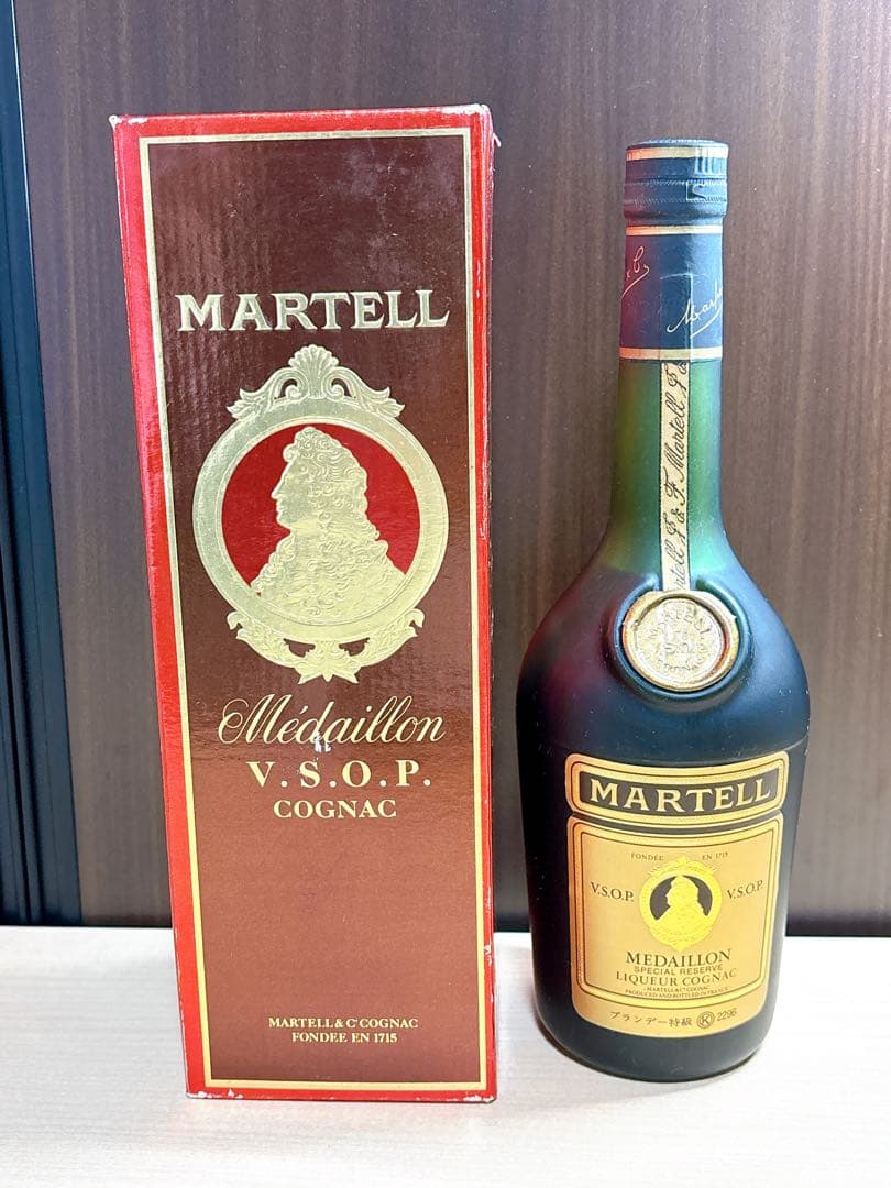 MARTELL Médailleon V.S.O.P. Cognac