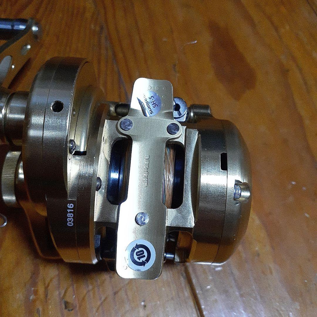 ★値下げ交渉・即購入可⭐　シマノ 18 オシアコンクエストCT 201HG(右)