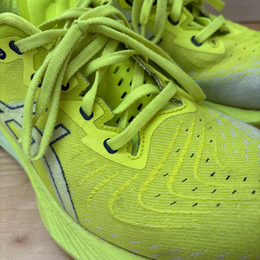 【美品】アシックス ノヴァブラスト4 ランニング マラソン 26.0cm