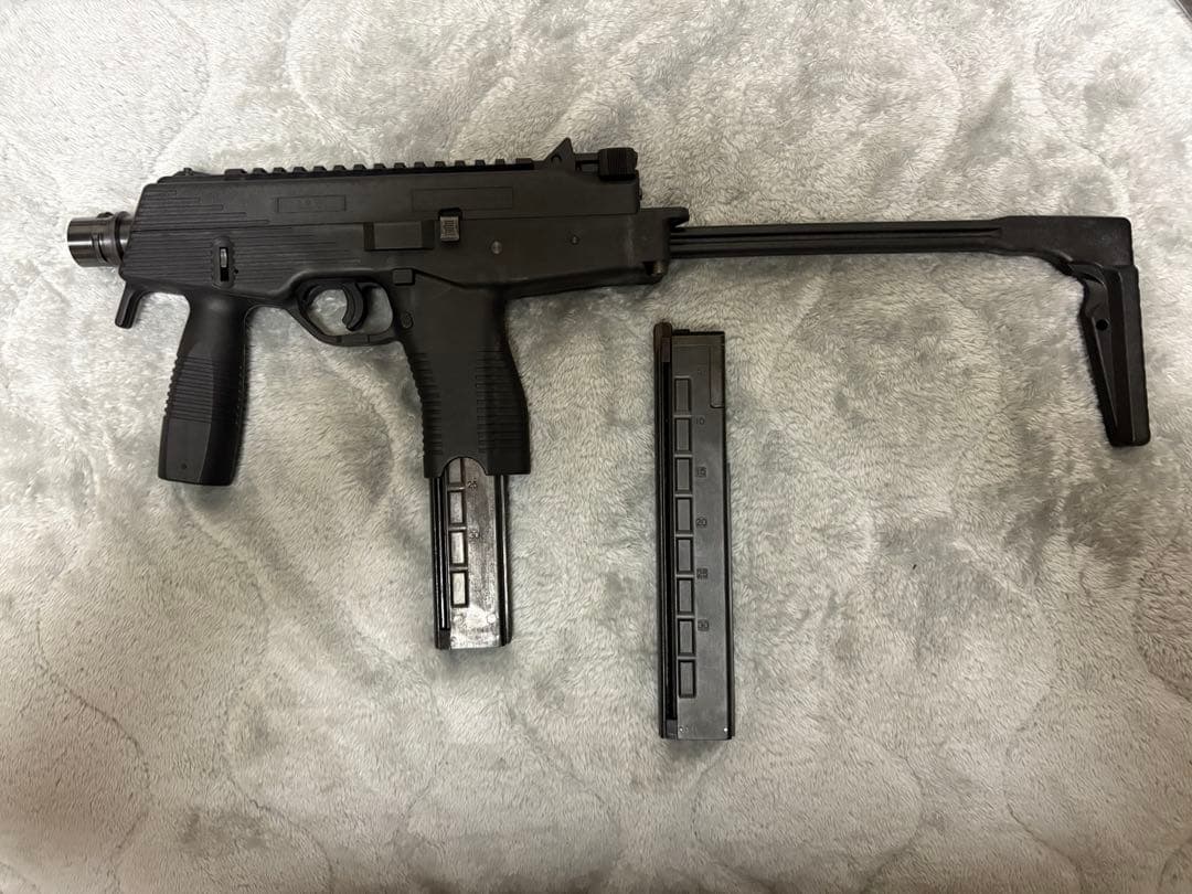 KSC MP9 予備マガジンあり