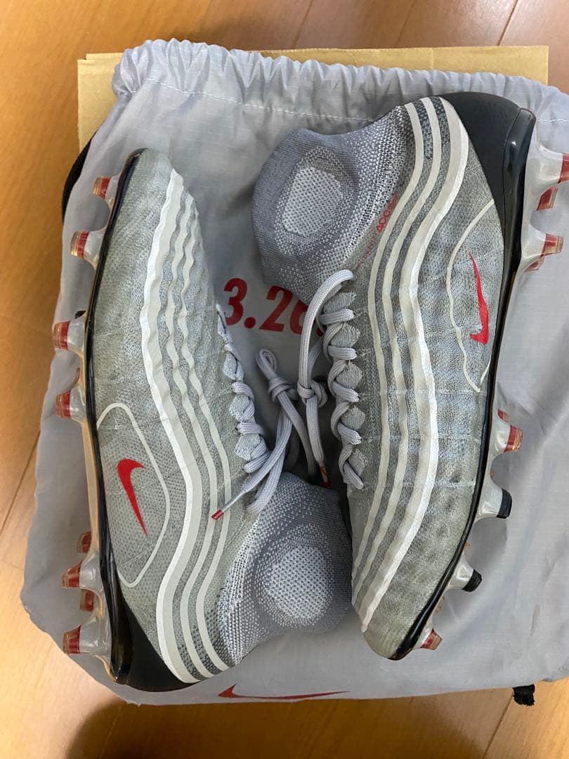 新品　ナイキ　マジスタオブラ2 fg エアマックス97モデル