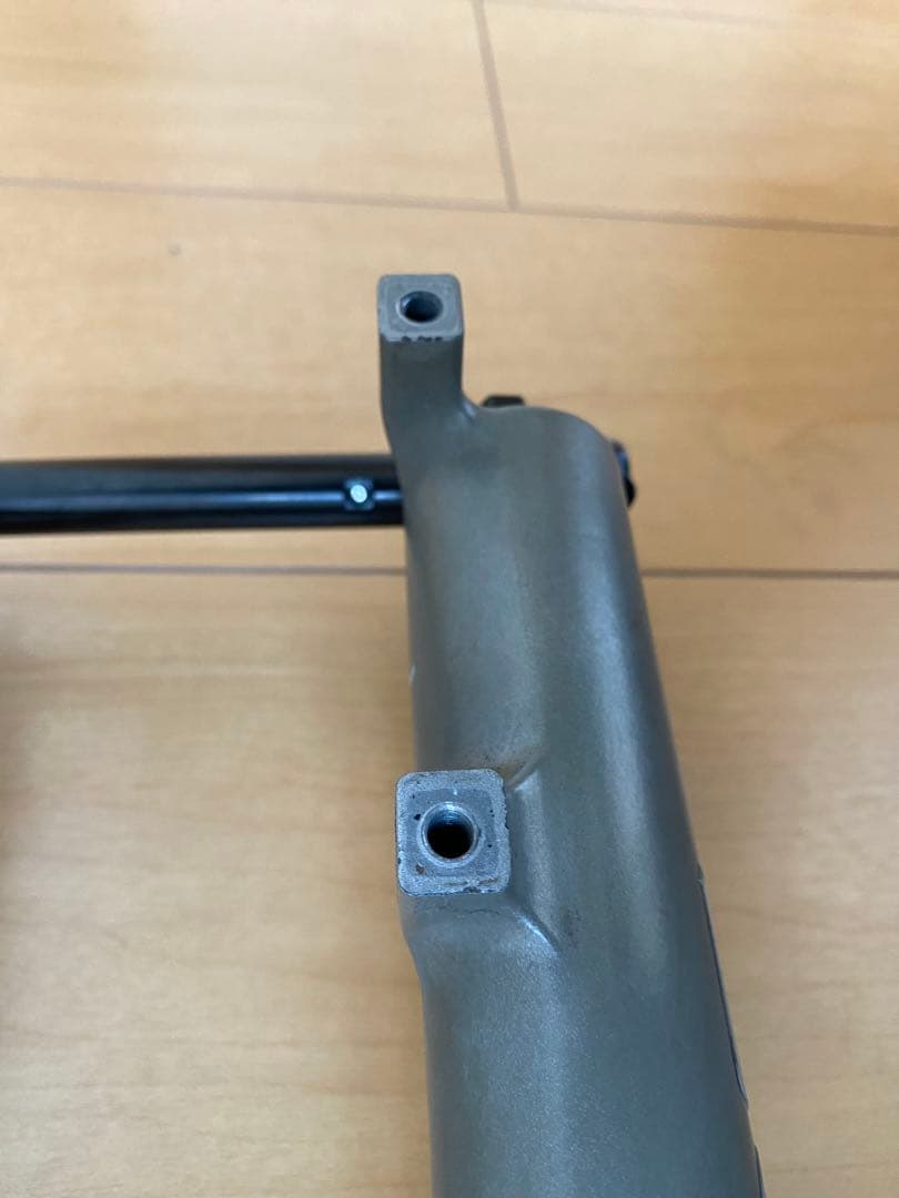 FOX Fシリーズ　RLサスペンションフォーク　26インチ