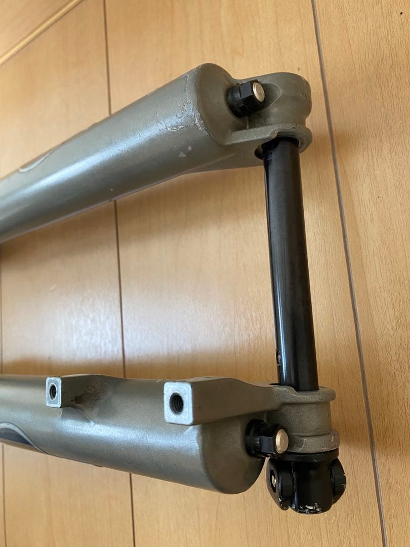 FOX Fシリーズ　RLサスペンションフォーク　26インチ