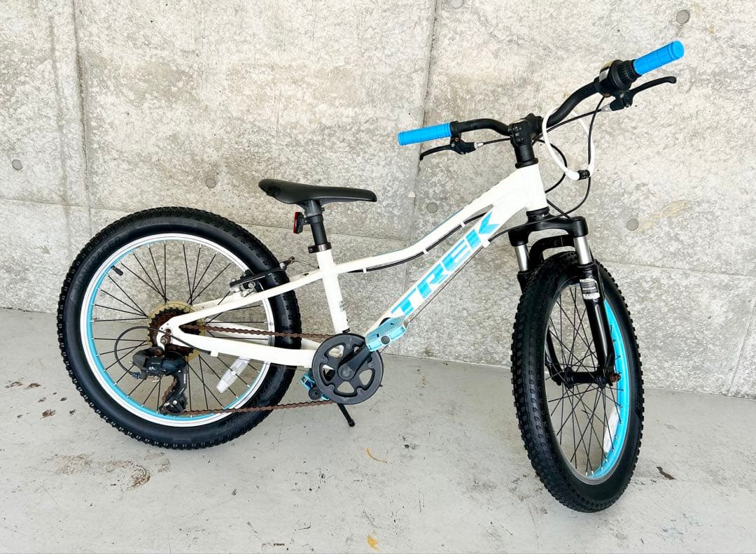 20インチ Precaliber 身長114-132cm ホワイト　水色