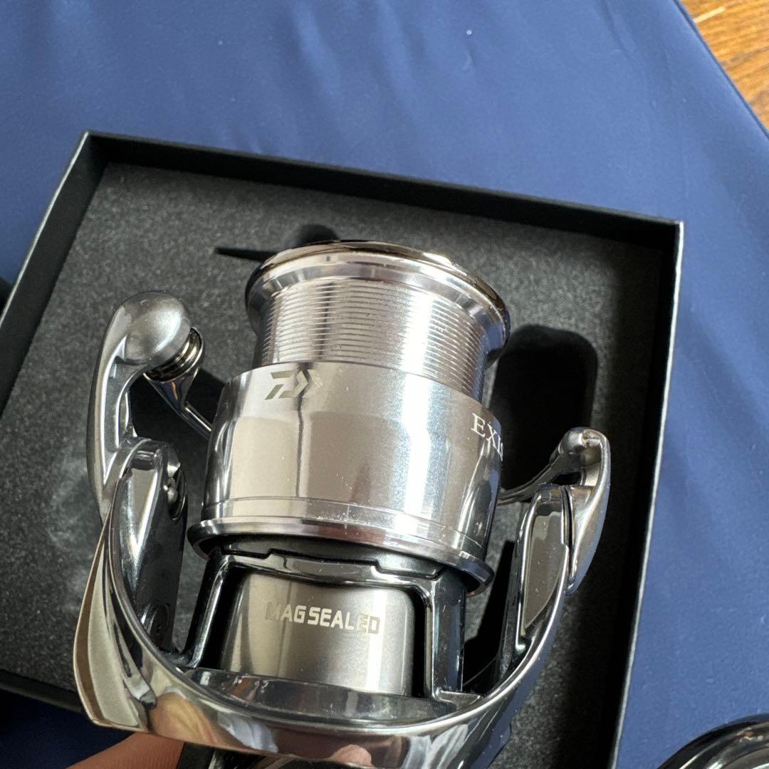 ダイワ　22イグジスト　LT2000S-P RCSコルクノブ