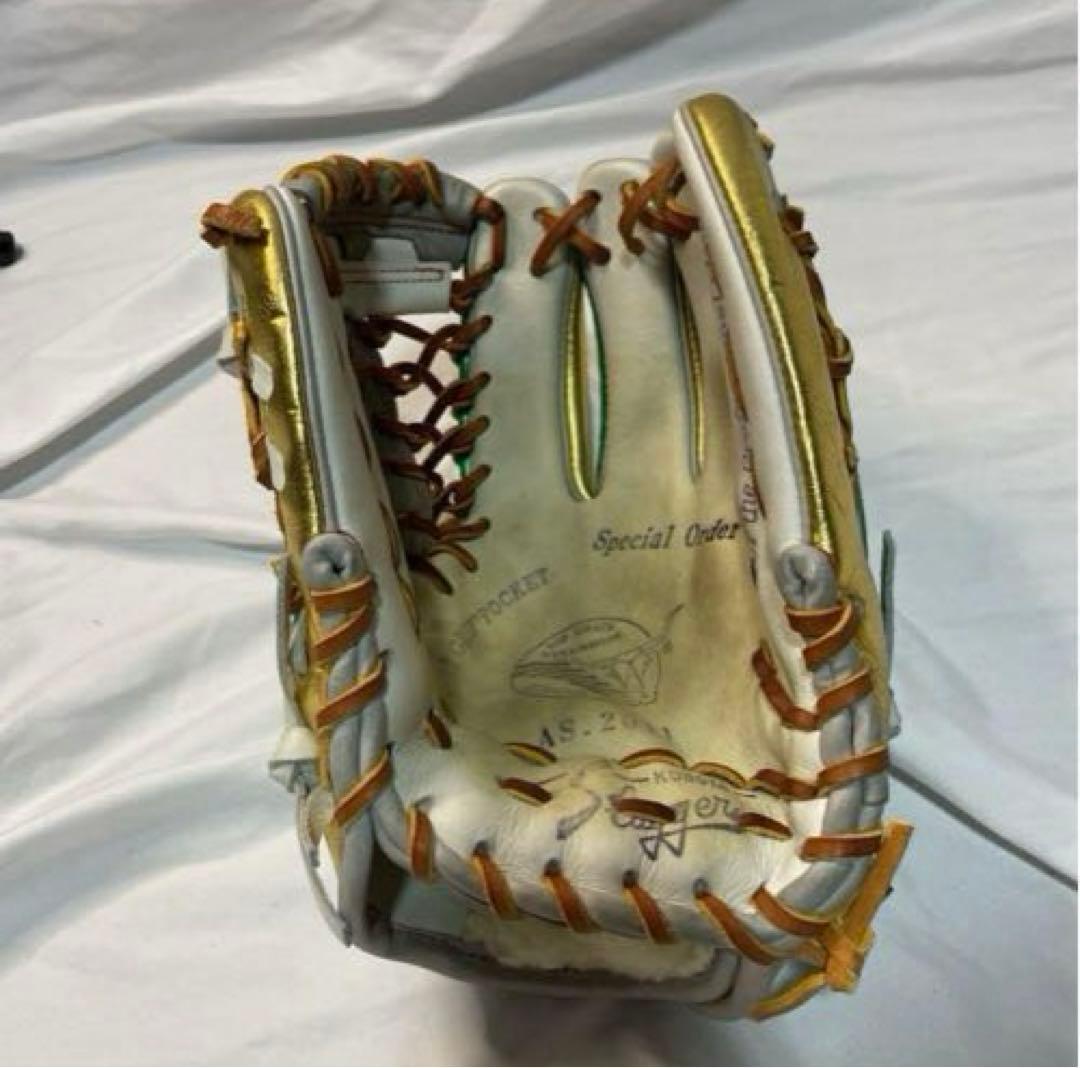 【新品・未使用品】プロ野球　スラッガー グローブ 鳥谷モデル JAPAN