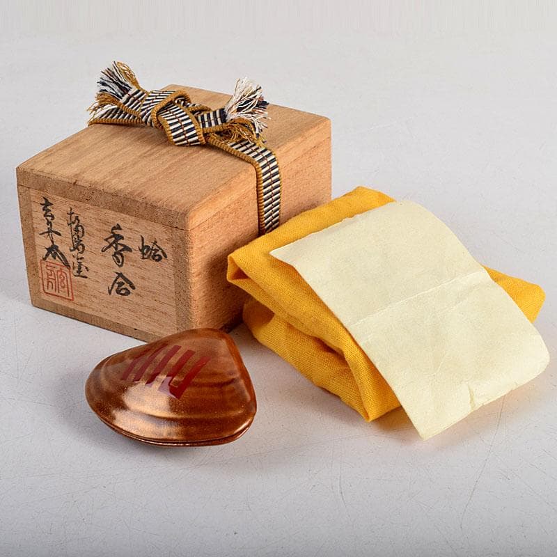 茶道具　輪島塗　江尻玄舟作　金蒔絵　蛤　香合　共箱　V　8832
