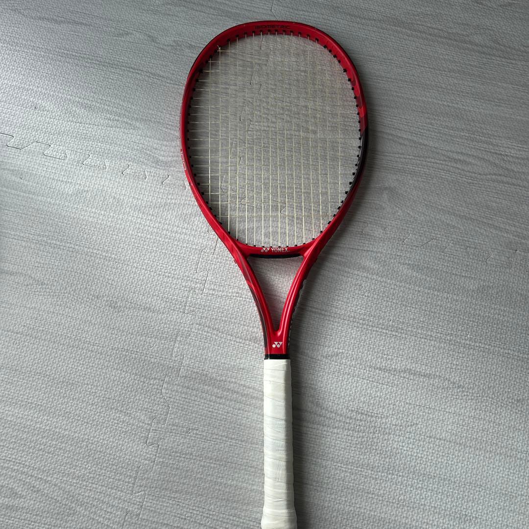 ヨネックス 硬式ラケット　VCORE100 300g