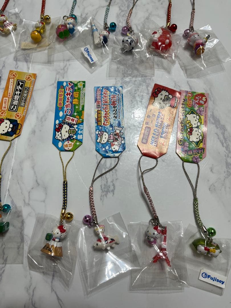 ご当地キティちゃん　まとめ売り19個