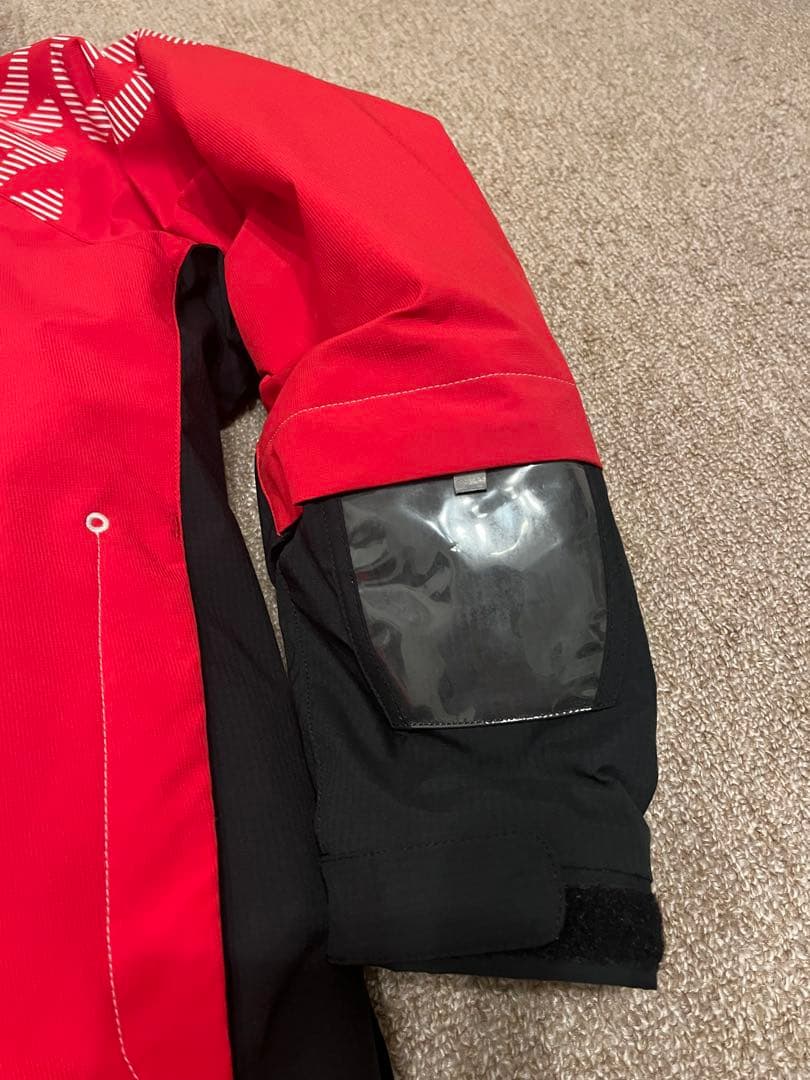 美品　DESCENTE デサント スキーウェア スノーボードウェア160