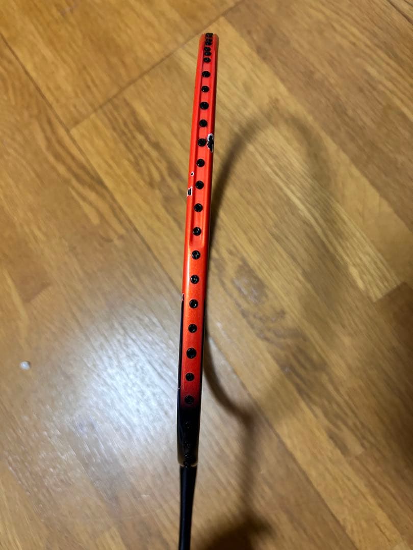 ASTROX 77 PRO バドミントンラケット 4UG6