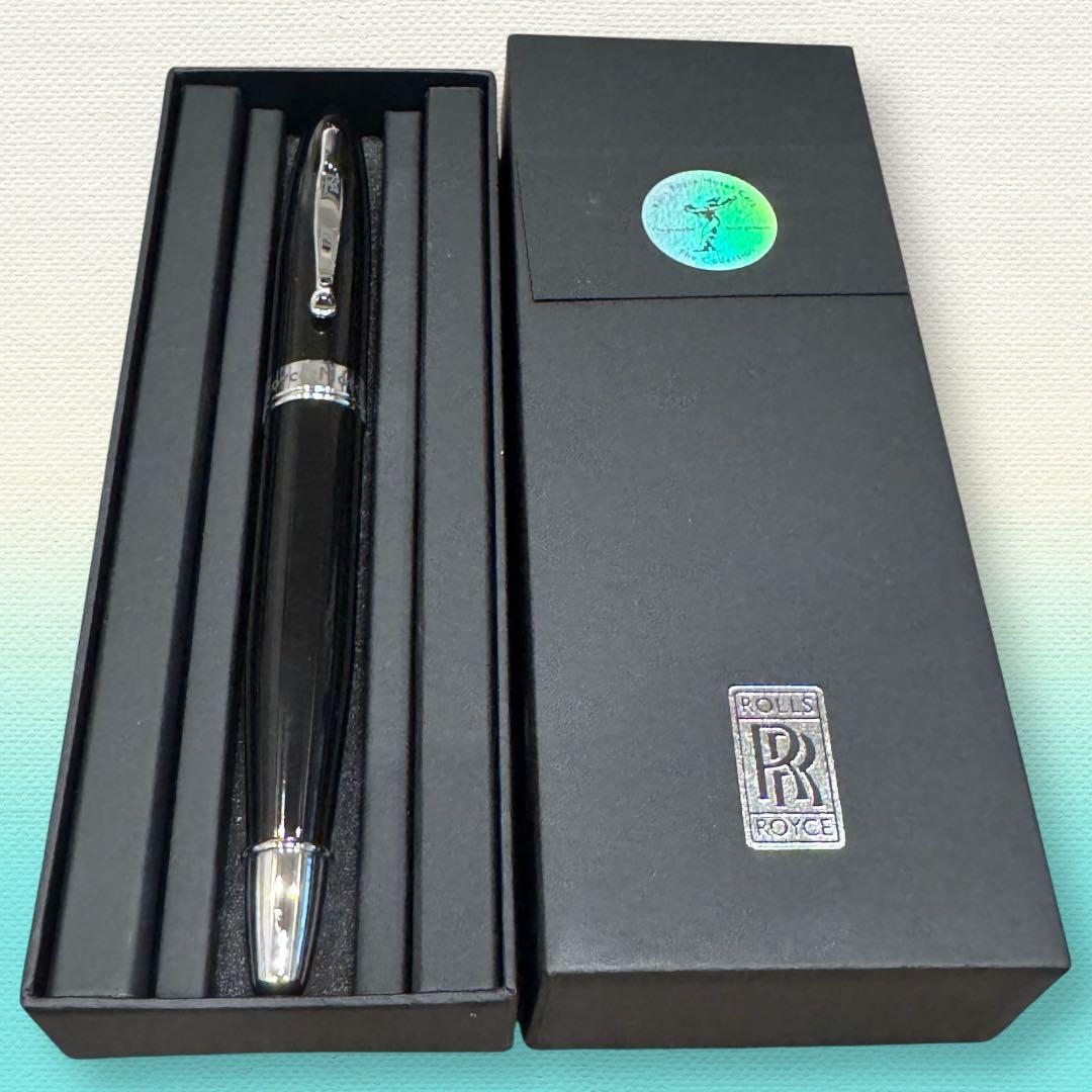 【超レア 正規品】 ロールスロイス 高級ボールペン ロゴ刻印入り 替芯付き