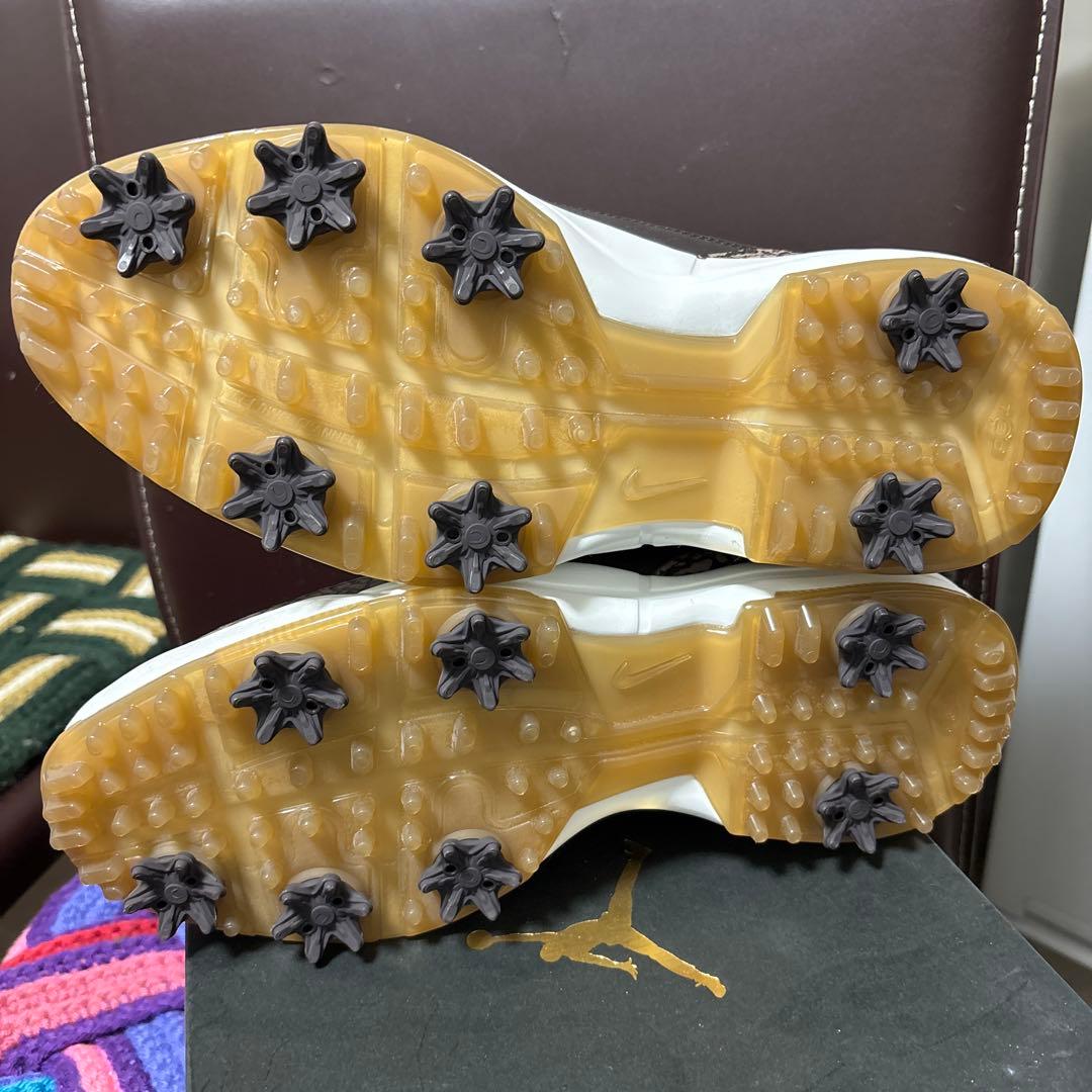 ナイキ　ジョーダン　ゴルフシューズ