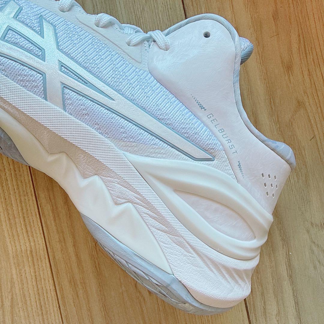 【ほぼ新品】ASICS GELBURST 28 28.5cm 室内試着のみ