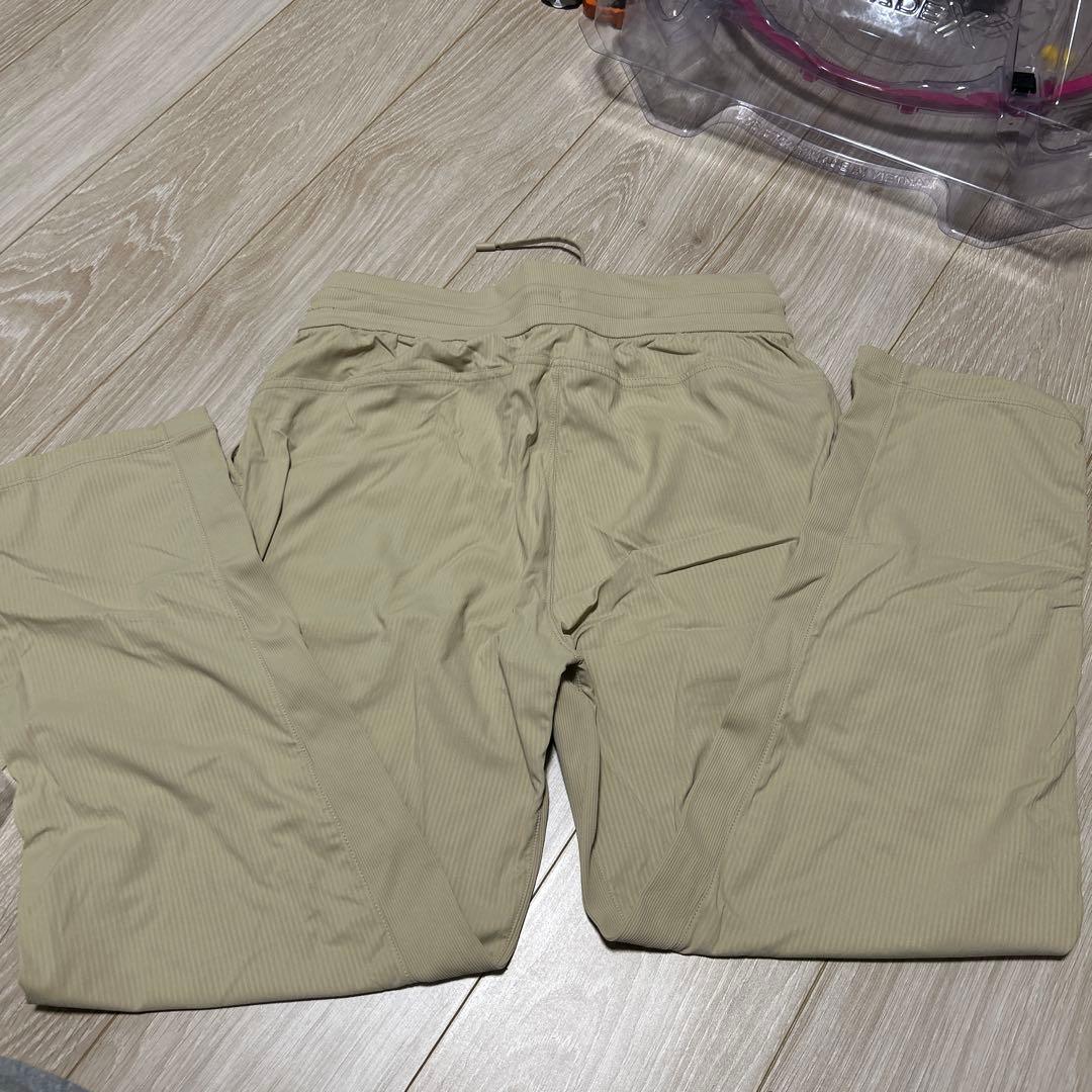 lululemon DanceStudio パンツ　サイズ6