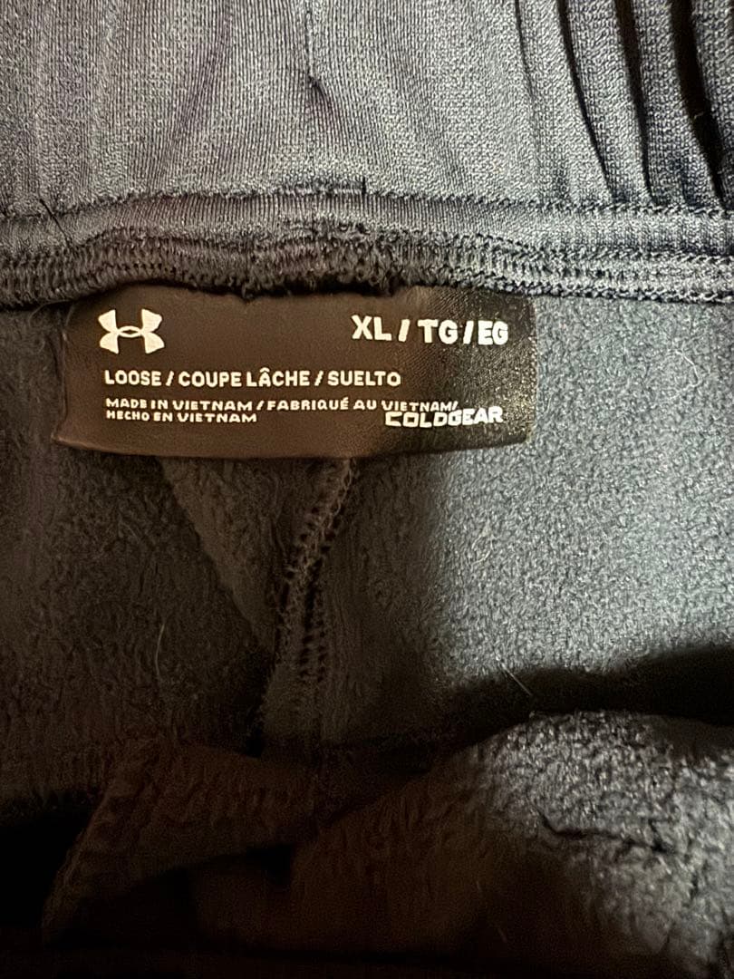 さとる様　アンダーアーマー上下セット XL