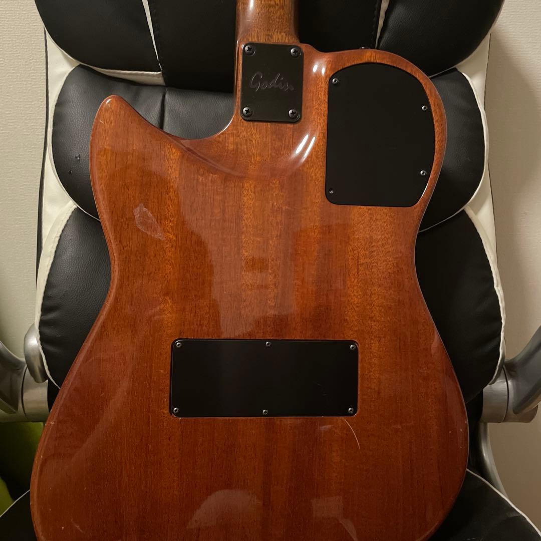 Godin Duet nylon 初期モデル