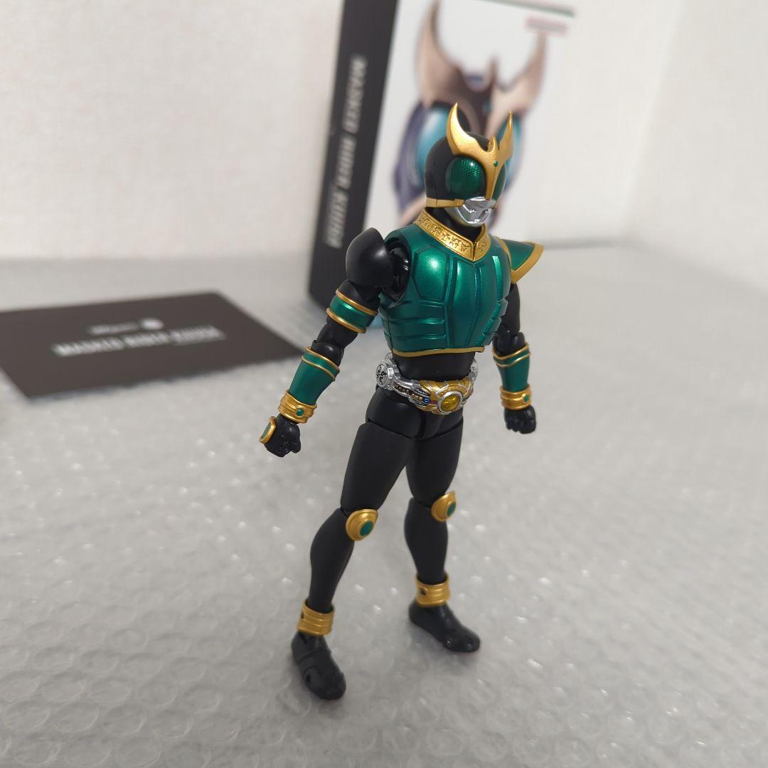 【美品】S.H.フィギュアーツ真骨彫製法 仮面ライダークウガ ライジングペガサス