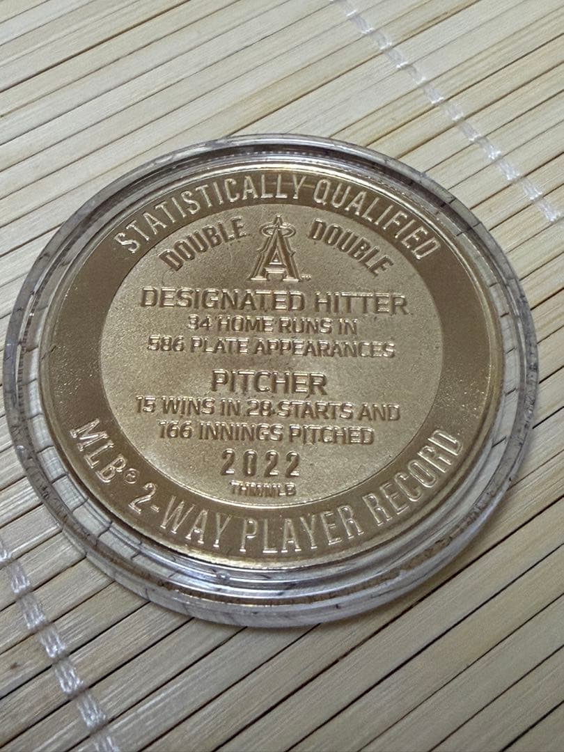 大谷翔平　2022年 投打 ダブル規定 到達記念 ダブルゴールド　限定