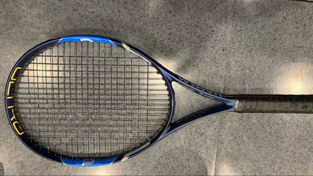 ULTRA テニスラケット 青/黒