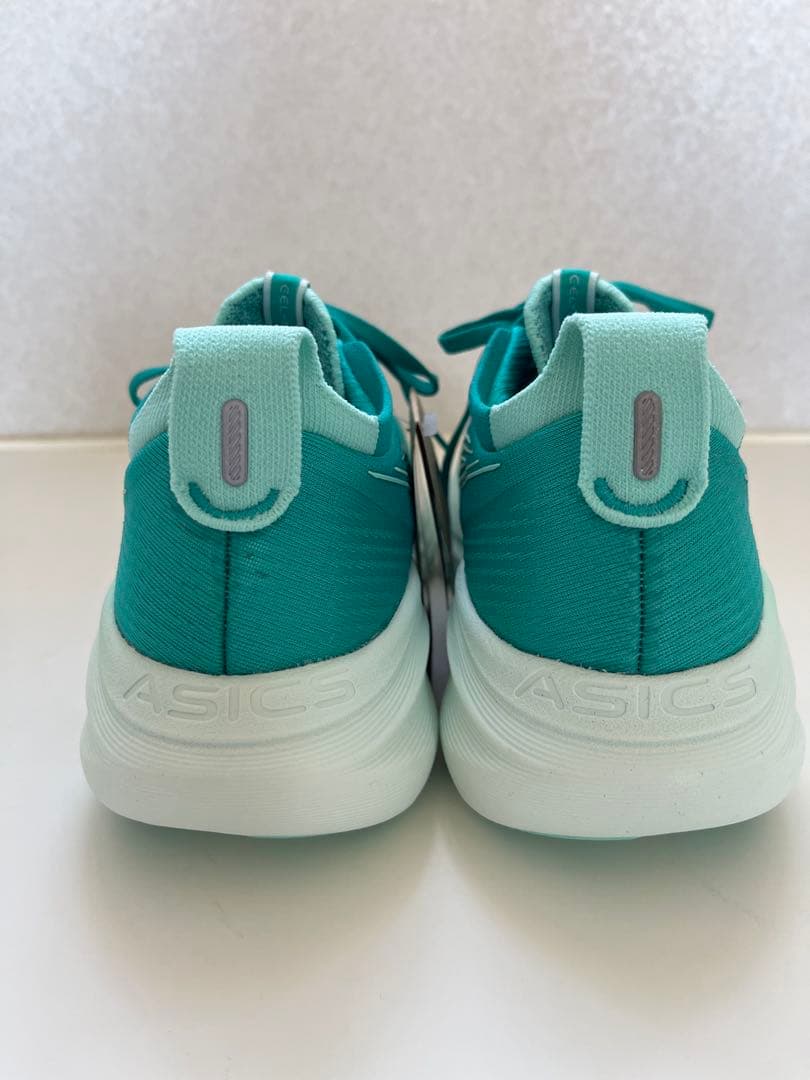 asics GEL-NIMBUS27 ランニングシューズ　23.5cm