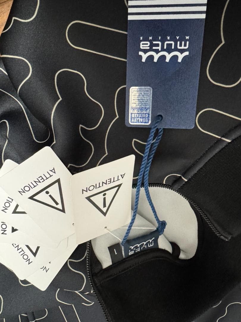 新品タグ付mutaMARINE ゴルフボンディングワンピース サイズ1 ブラック