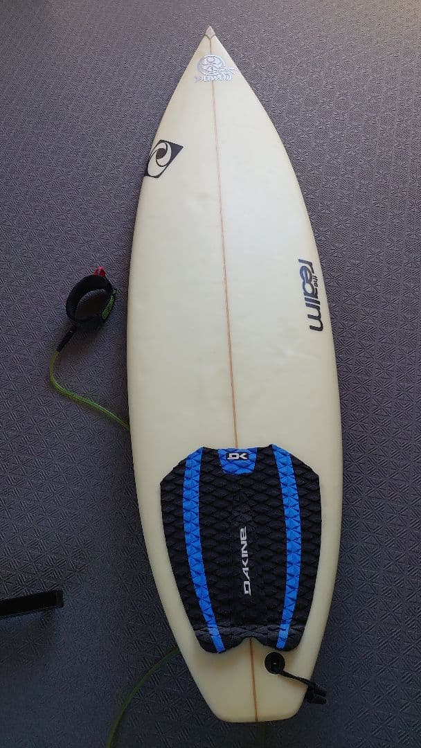 【期間限定出品】サーフボード&ボードスタンドのセット販売