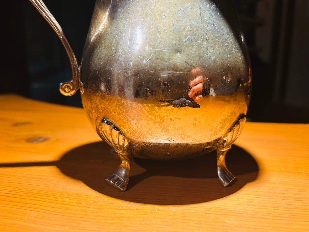 USAアンティーク】 猫脚　金属製ポット　シルバー色