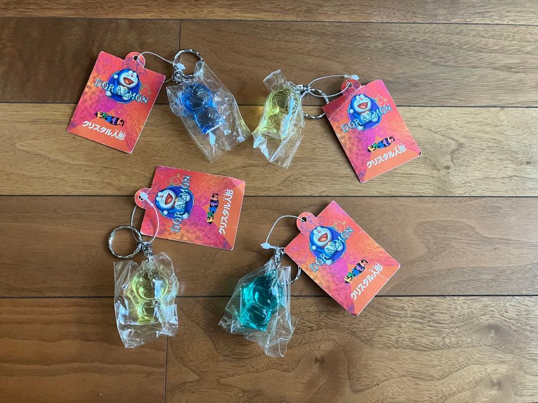 当時物 未開封 ドラえもん クリスタル人形 エポック社 キーホルダーフィギュア