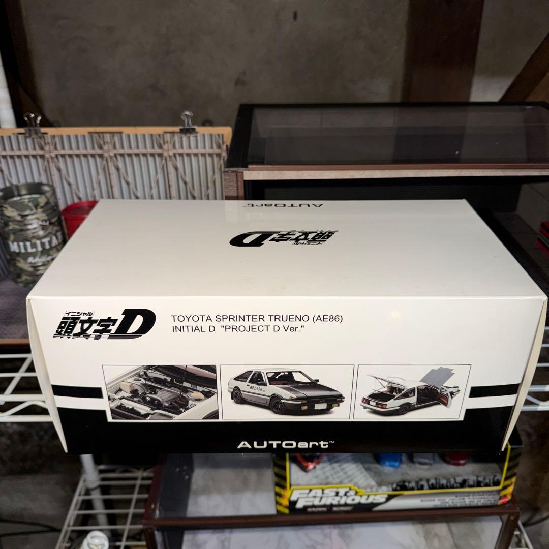 オートアート AE86 1/18　頭文字D