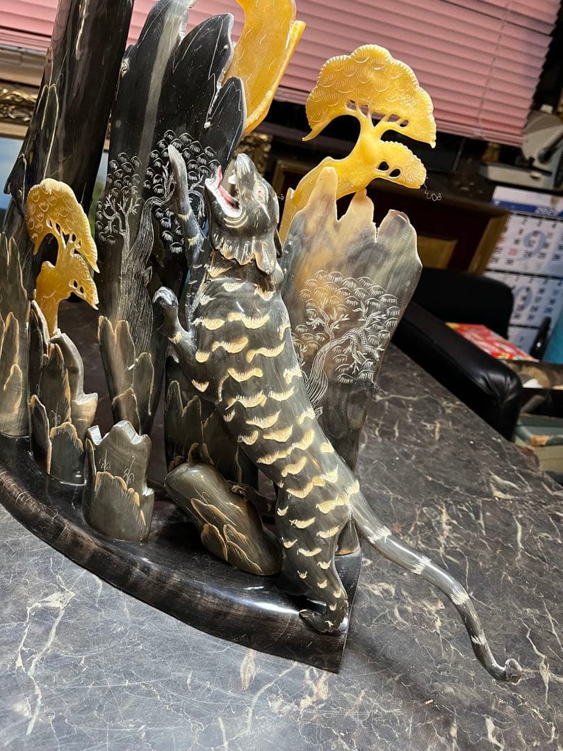 中国芸術、中国彫刻、水牛のツノ彫刻 鷹と虎の水牛のツノ彫刻、中国美術 貴重美術