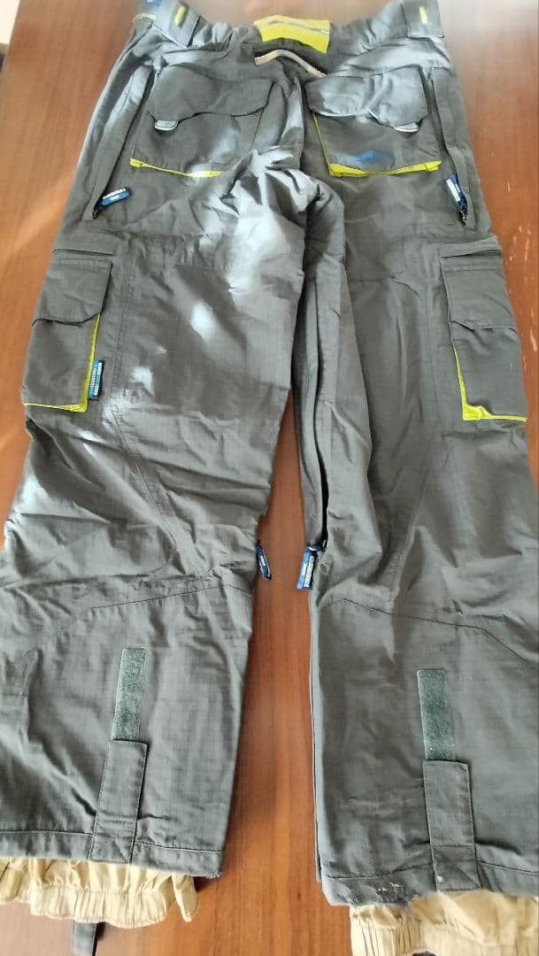 REW スノーボードウェア　上下セット