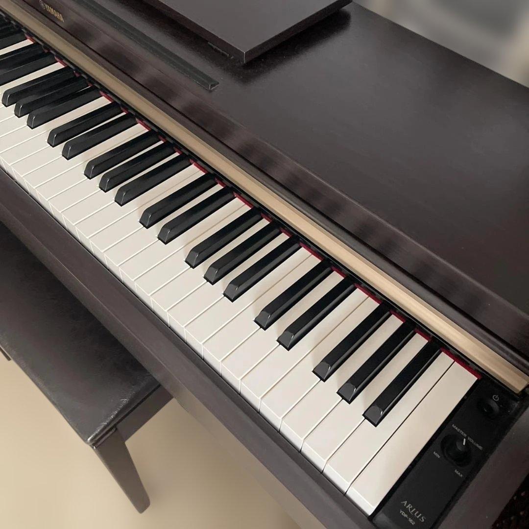 【名古屋市直接お渡し希望】電子ピアノ YAMAHA ARIUS YDP-162R
